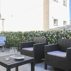 luxueux-appartement-avec-terrasse-vue-sur-tout-opera.fr-paris.fr/