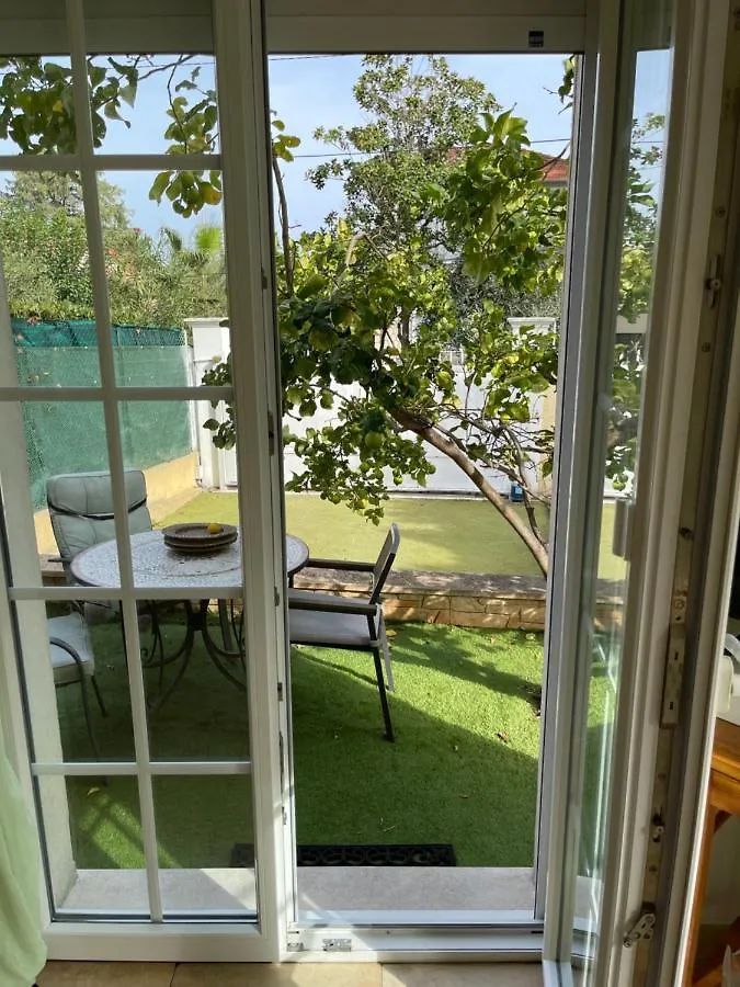 Location Studio De Charme Antibes 0*,